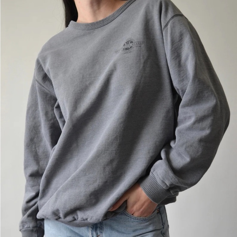 Men's Vintage Gray Crewneck Sweateshirt